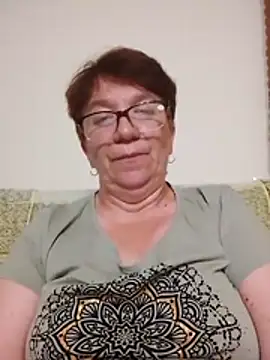 Snapshot of KetQueen101 chatting on 4, 7, 2026 KetQueen101 online show from 4, 7, 2026