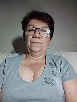 Snapshot of KetQueen101 chatting on 17, 7, 2026 KetQueen101 online show from 17, 7, 2026