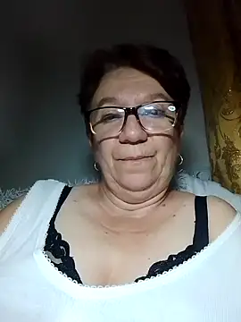 Snapshot of KetQueen101 chatting on 15, 7, 2026 KetQueen101 online show from 15, 7, 2026