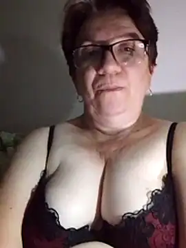 Snapshot of KetQueen101 chatting on 2, 8, 2026 KetQueen101 online show from 2, 8, 2026