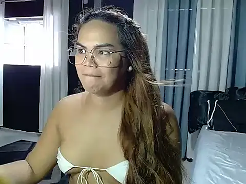 Snapshot of Kendallfoxx chatting on 12, 6, 2026 Kendallfoxx online show from 12, 6, 2026