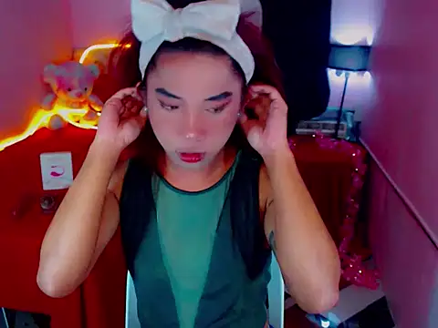 URsexyLylia online show from 6, 5, 2026