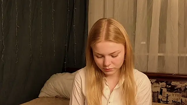 Snapshot of LavonaMadlem chatting on 22, 5, 2026 LavonaMadlem online show from 22, 5, 2026