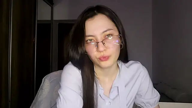 Snapshot of AshleyTropiano chatting on 30, 5, 2026 AshleyTropiano online show from 30, 5, 2026