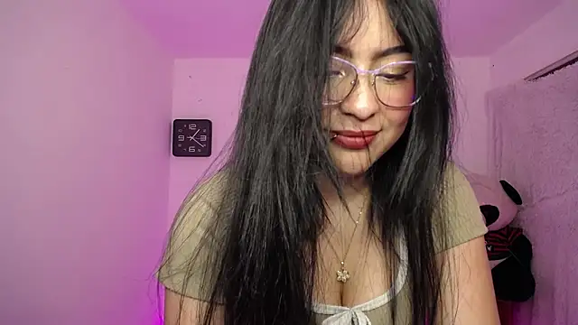 Snapshot of Shilot_ms chatting on 8, 5, 2026 Shilot ms online show from 8, 5, 2026