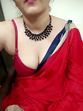 Snapshot of Aayaat__ chatting on 26, 5, 2026 Aayaat online show from 26, 5, 2026
