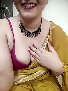 Snapshot of Aayaat__ chatting on 28, 5, 2026 Aayaat online show from 28, 5, 2026
