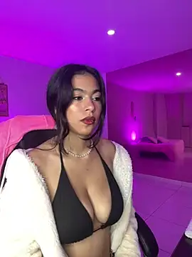 Snapshot of SecretBliss_Eup chatting on 30, 5, 2026 SecretBliss Eup online show from 30, 5, 2026