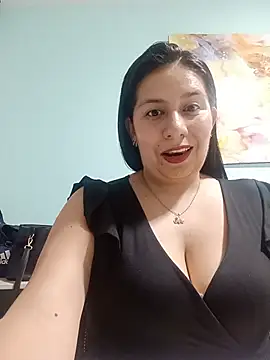 Snapshot of lalifriller chatting on 19, 5, 2026 lalifriller online show from 19, 5, 2026