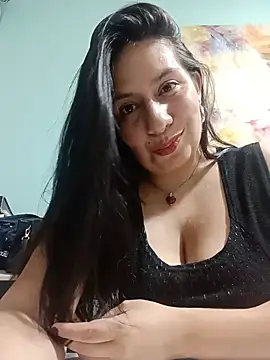 Snapshot of lalifriller chatting on 15, 5, 2026 lalifriller online show from 15, 5, 2026