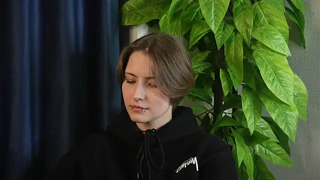 PalmiraHoyman online show from 24, 4, 2026