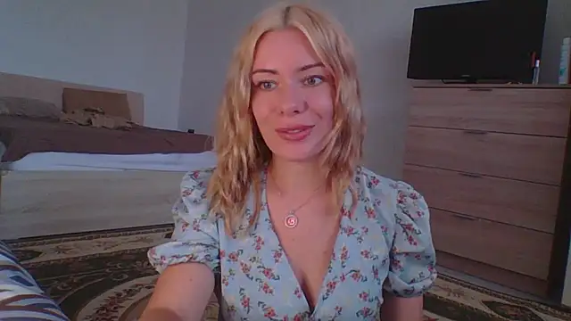 Snapshot of Softy_Aura_ chatting on 7, 8, 2026 Softy Aura online show from 7, 8, 2026