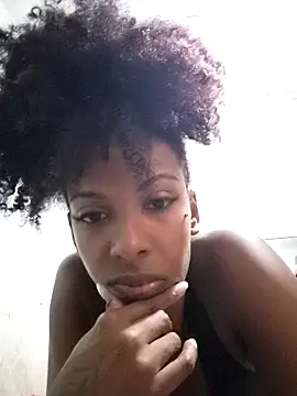 Luara Greluda online show from 24, 4, 2026