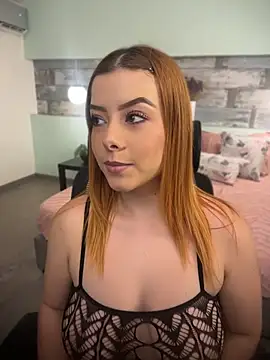Snapshot of SweettVal_ chatting on 29, 7, 2026 SweettVal online show from 29, 7, 2026