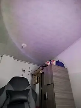 Catisquiirt online show from 23, 4, 2026