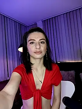 Snapshot of mariana__thompson chatting on 8, 5, 2026 mariana thompson online show from 8, 5, 2026