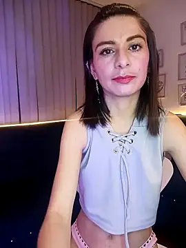 Snapshot of mariana__thompson chatting on 10, 5, 2026 mariana thompson online show from 10, 5, 2026