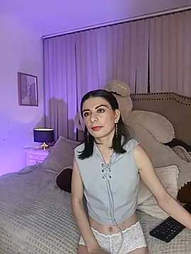 Snapshot of mariana__thompson chatting on 15, 5, 2026 mariana thompson online show from 15, 5, 2026
