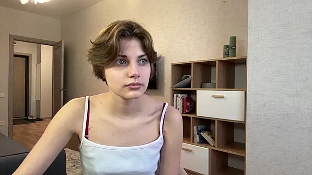 LinaFlamie online show from 8, 6, 2026