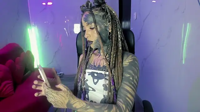 Lucy Doll8 online show from 30, 4, 2026