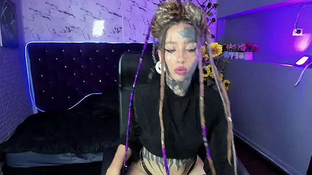 Lucy Doll8 online show from 4, 6, 2026