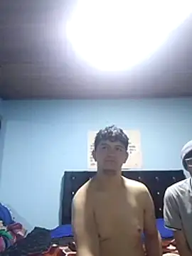 Snapshot of JARVENxblaze chatting on 7, 5, 2026 JARVENxblaze online show from 7, 5, 2026