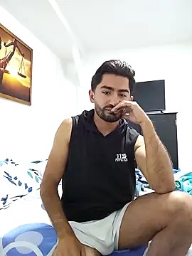 alejo garcia0 online show from 24, 4, 2026