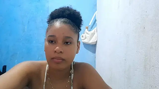 thamiresmiranda online show from 28, 4, 2026