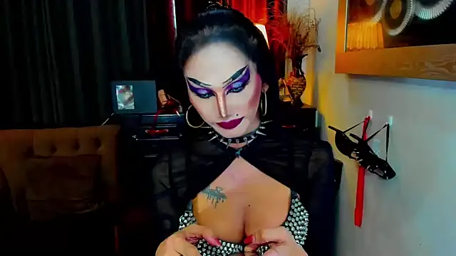 Snapshot of lubottarah chatting on 5, 5, 2026 lubottarah online show from 5, 5, 2026