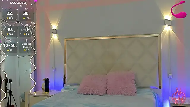 Snapshot of Victoria1_tay chatting on 9, 7, 2026 Victoria1 tay online show from 9, 7, 2026