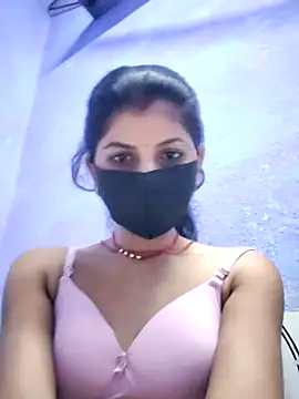 Snapshot of RUHI_1143 chatting on 8, 5, 2026 RUHI 1143 online show from 8, 5, 2026