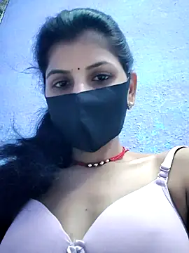 Snapshot of RUHI_1143 chatting on 20, 5, 2026 RUHI 1143 online show from 20, 5, 2026