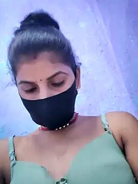 Snapshot of RUHI_1143 chatting on 17, 6, 2026 RUHI 1143 online show from 17, 6, 2026