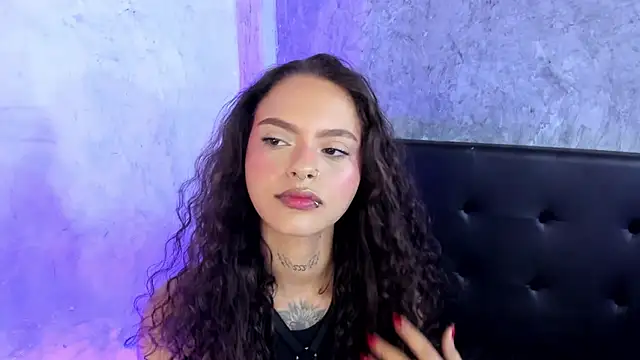 Caroline420  online show from 13, 7, 2026