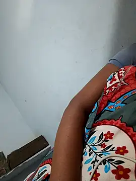 Snapshot of Tamil_Hot_HoneyBee chatting on 9, 6, 2026 Tamil Hot HoneyBee online show from 9, 6, 2026