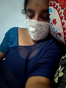 Snapshot of Tamil_Hot_HoneyBee chatting on 5, 6, 2026 Tamil Hot HoneyBee online show from 5, 6, 2026