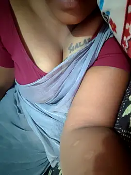 Snapshot of Tamil_Hot_HoneyBee chatting on 7, 6, 2026 Tamil Hot HoneyBee online show from 7, 6, 2026