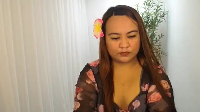 Snapshot of Czarinna chatting on 10, 6, 2026 Czarinna online show from 10, 6, 2026