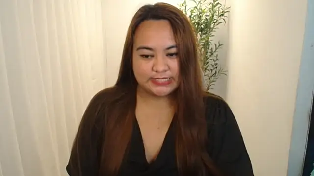 Snapshot of Czarinna chatting on 28, 5, 2026 Czarinna online show from 28, 5, 2026