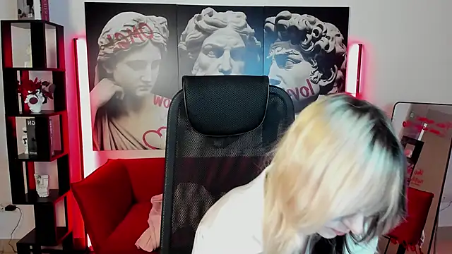 Snapshot of NyxCalderra chatting on 24, 5, 2026 NyxCalderra online show from 24, 5, 2026