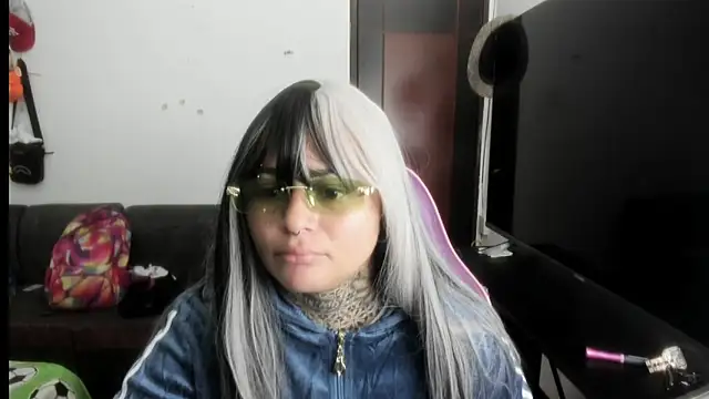 romina23 online show from 10, 5, 2026