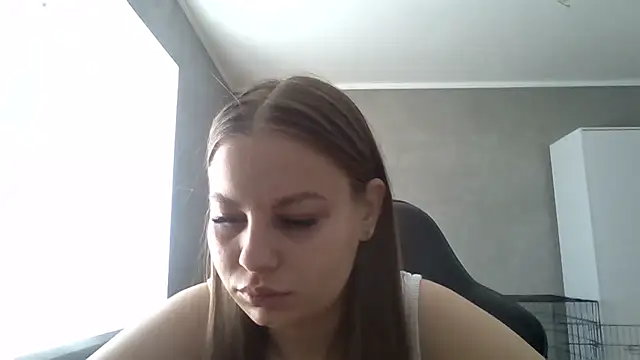 Snapshot of _Linsyy_ee_ chatting on 5, 5, 2026 Linsyy ee online show from 5, 5, 2026