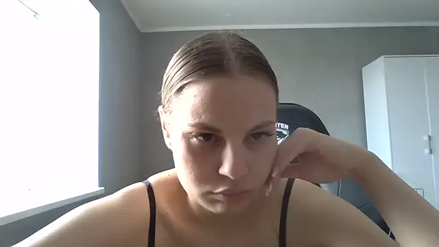 Snapshot of _Linsyy_ee_ chatting on 31, 5, 2026 Linsyy ee online show from 31, 5, 2026