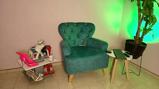 Snapshot of violett_lii chatting on 3, 5, 2026 violett lii online show from 3, 5, 2026