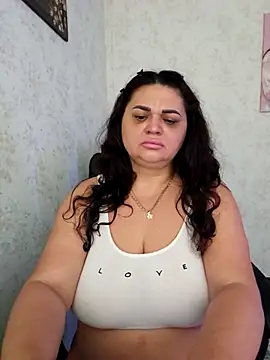 -CUTE-EVVIL- online show from 9, 7, 2026