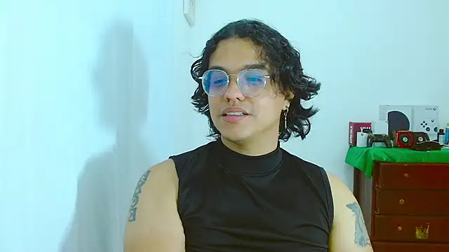 Snapshot of Diane_exotic chatting on 8, 7, 2026 Diane exotic online show from 8, 7, 2026