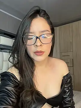 evelinsofia  online show from 25, 4, 2026