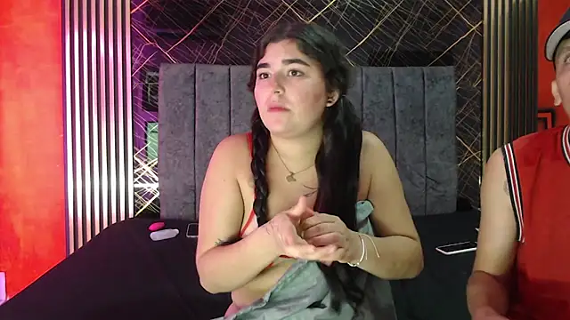Snapshot of saray_and_pipe chatting on 15, 5, 2026 saray and pipe online show from 15, 5, 2026