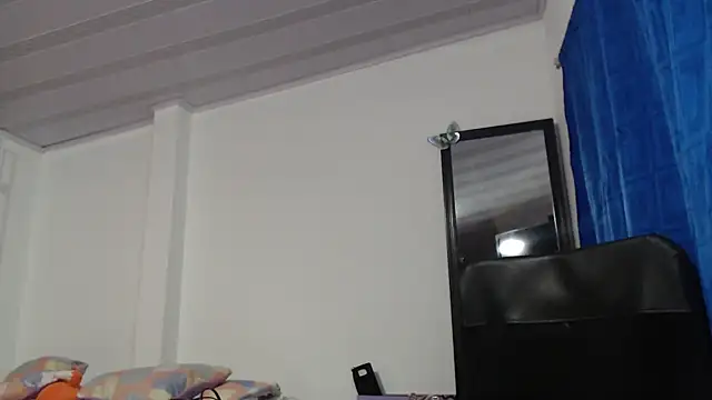 nadia  abaud online show from 28, 2, 2026