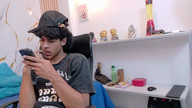 Zayn Fox32 online show from 1, 7, 2026